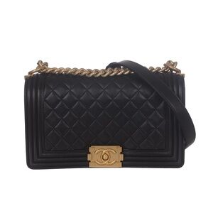 ❤️CHANEL Medium Black Quilted Boy Flap with Gold Hardware Chain Leather Bag❤️